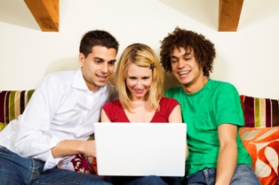 Should You Be Jealous of Her Guy Friends?